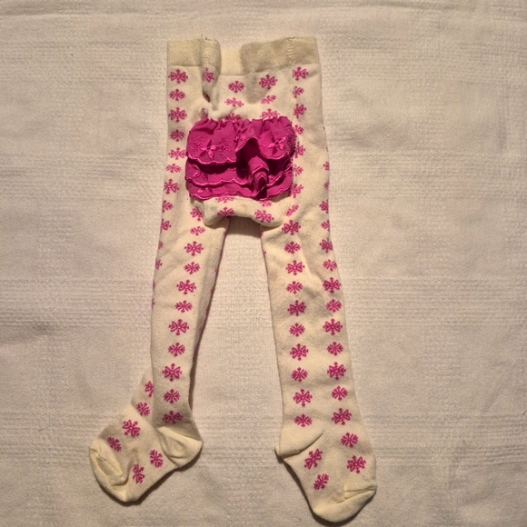 Hanna Andersson girls size 60 or 3-6 months footed tights, ruffles on tush VVGUC - Picture 2 of 5